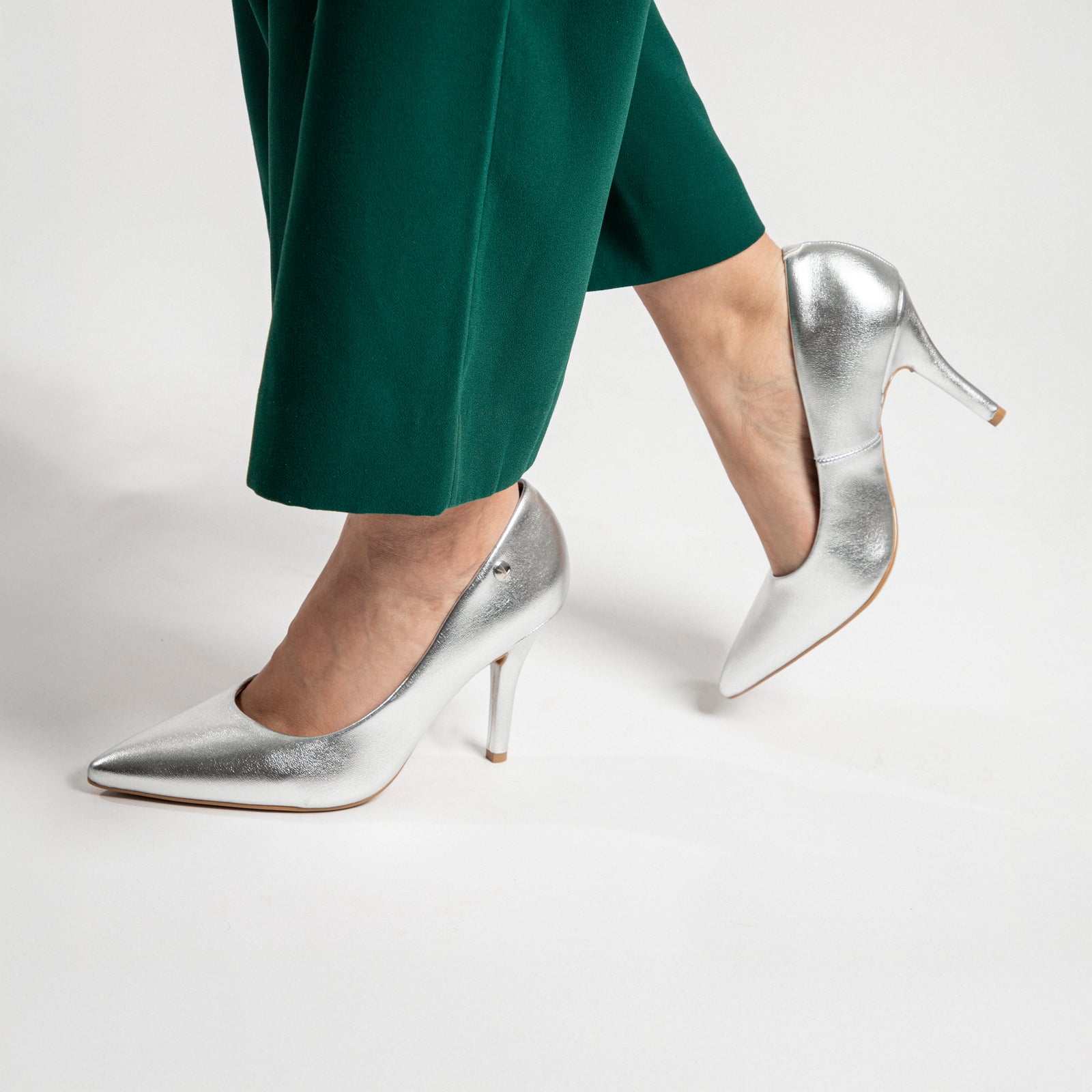 Stiletto Taco Aguja Metalizado Plateado 1184-1501-14710-41