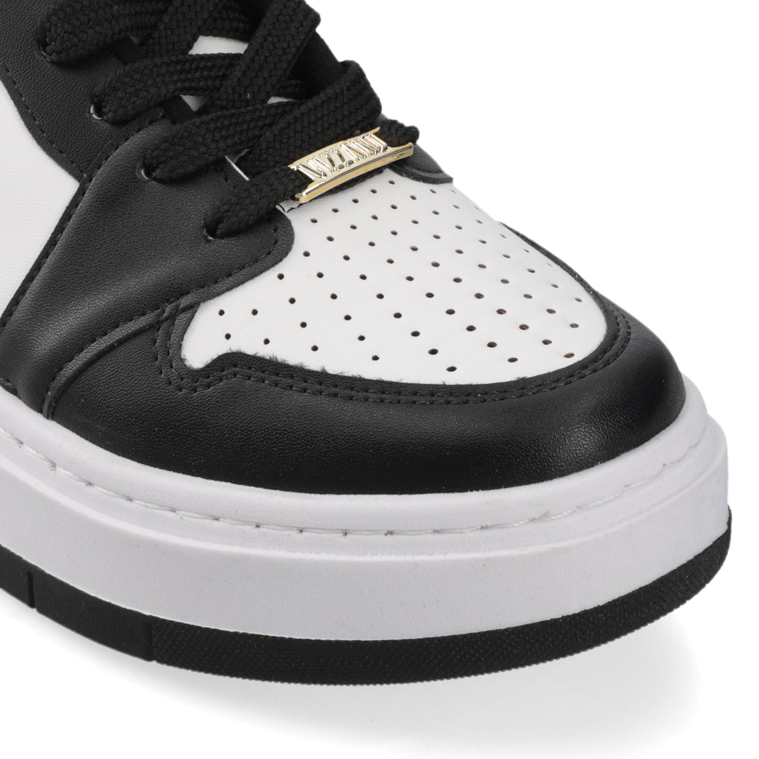 Zapatilla Casual Chunky Blanco y Negro Vizzano