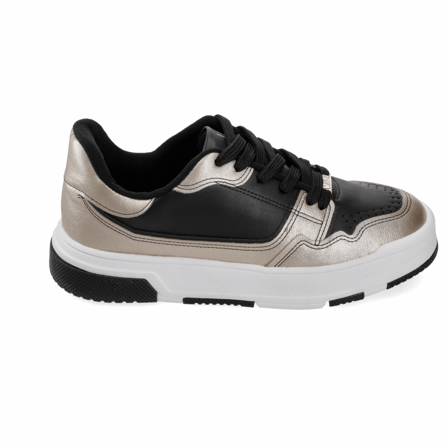 Zapatilla Casual Negro con detalles metalizado Vizzano