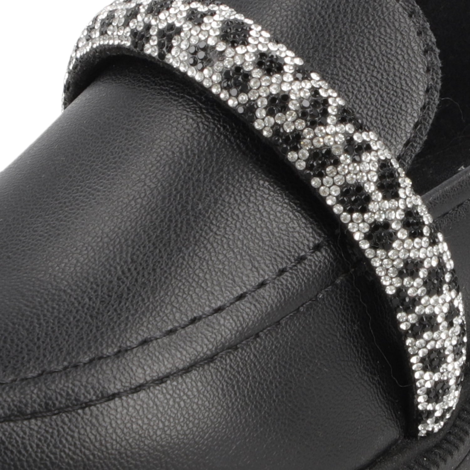 Mocasin Negro Beira Rio