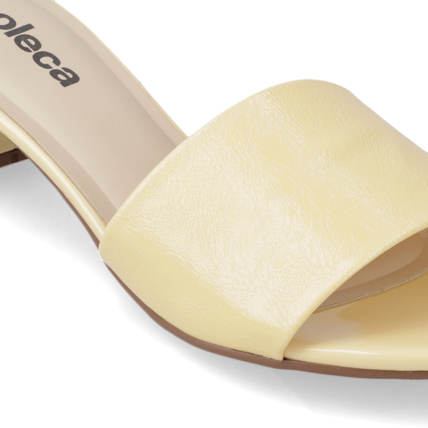 Sandalia Taco Ancho Bajo Amarillo Moleca 35 / Amarillo