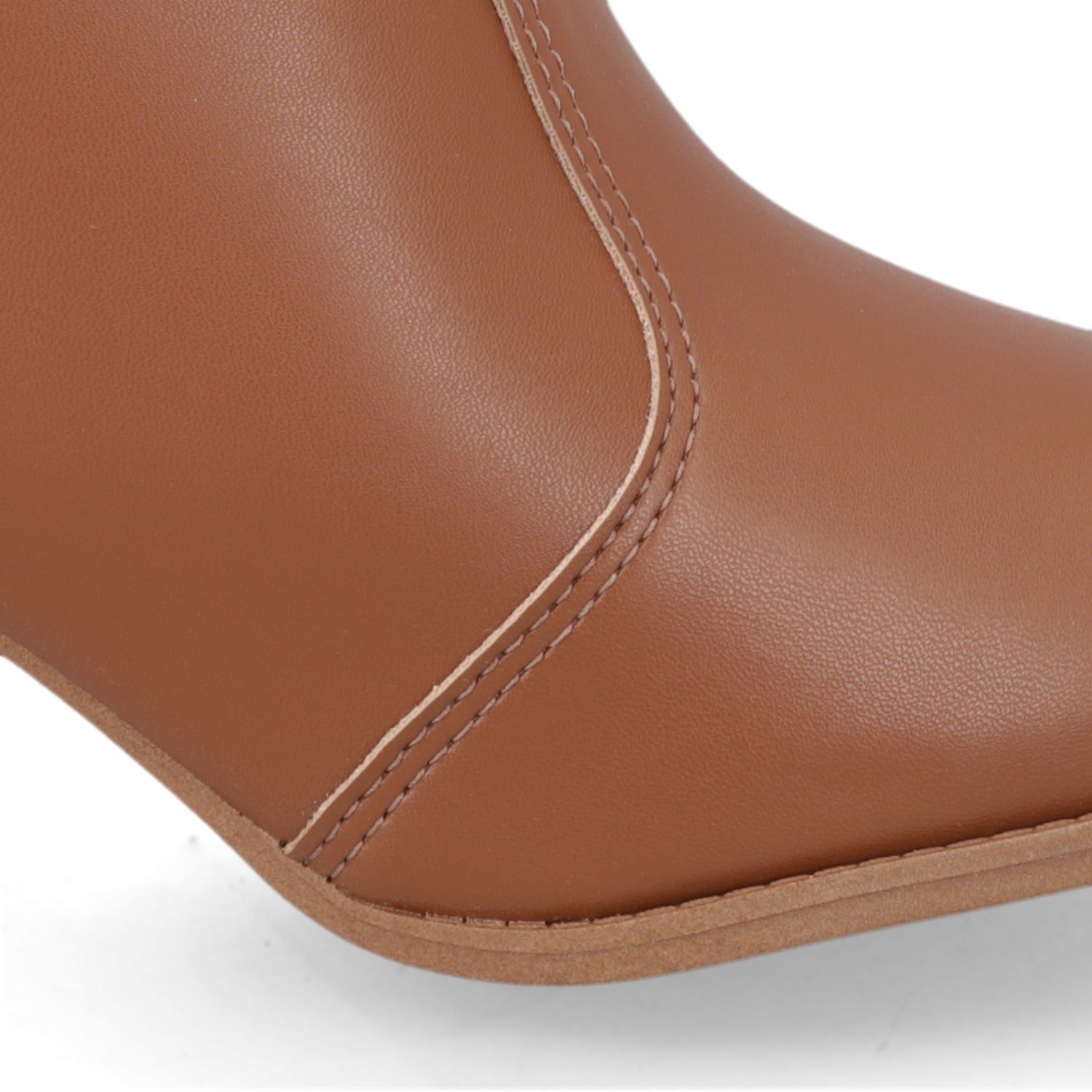 Botin Café Moleca 34 / Café
