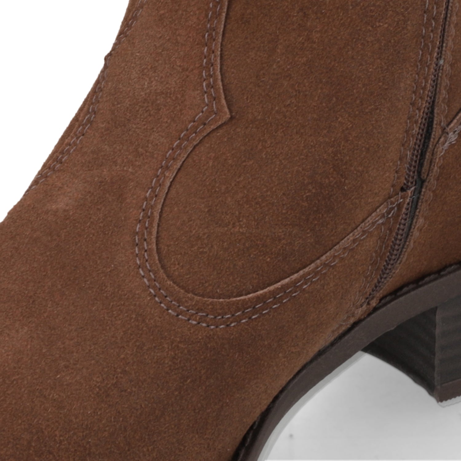 Botin Café Moleca 35 / Café