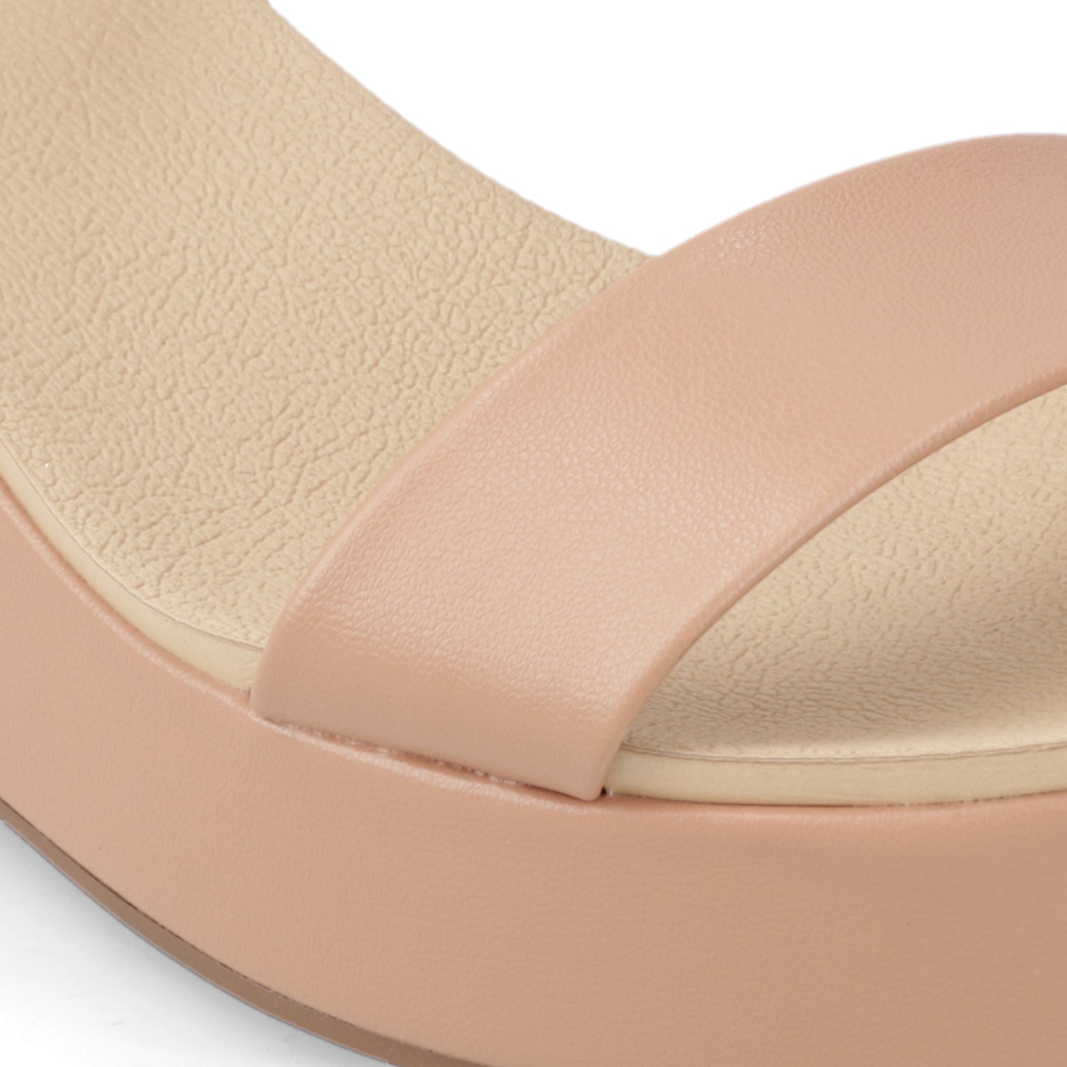 Sandalia Taco Cuña Nude Beira Rio Ecocuero 35 / Nude