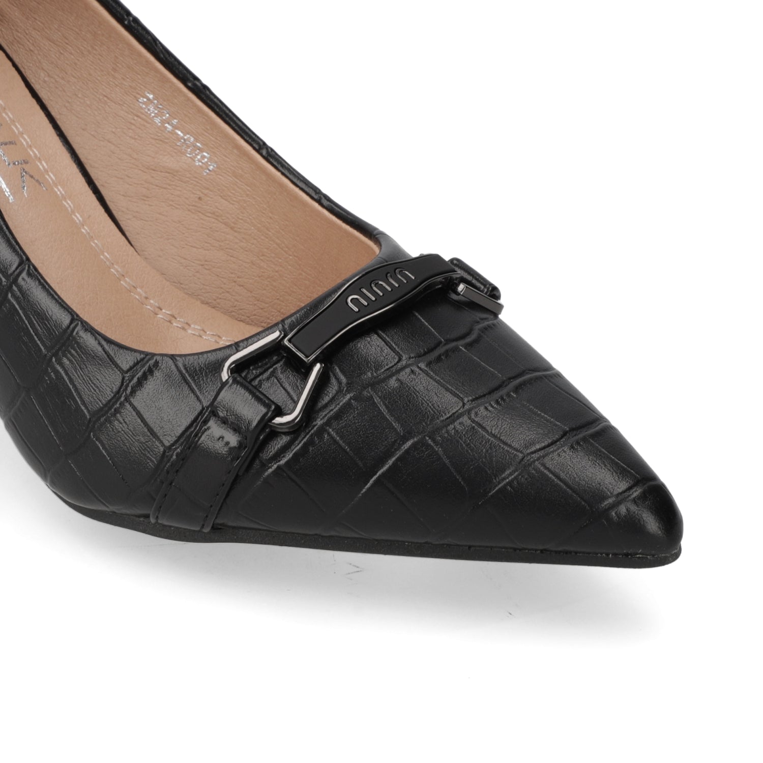 Zapato Taco Ancho Negro Texturizado