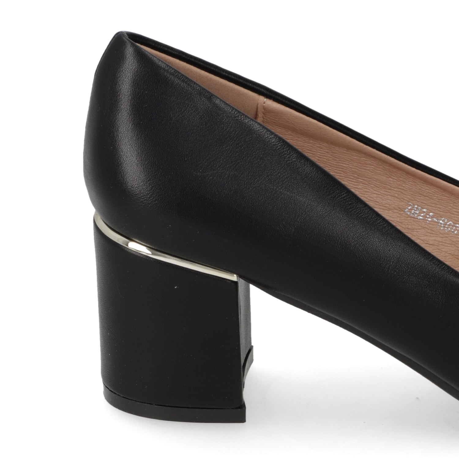 Zapato Taco Ancho Negro Clásico