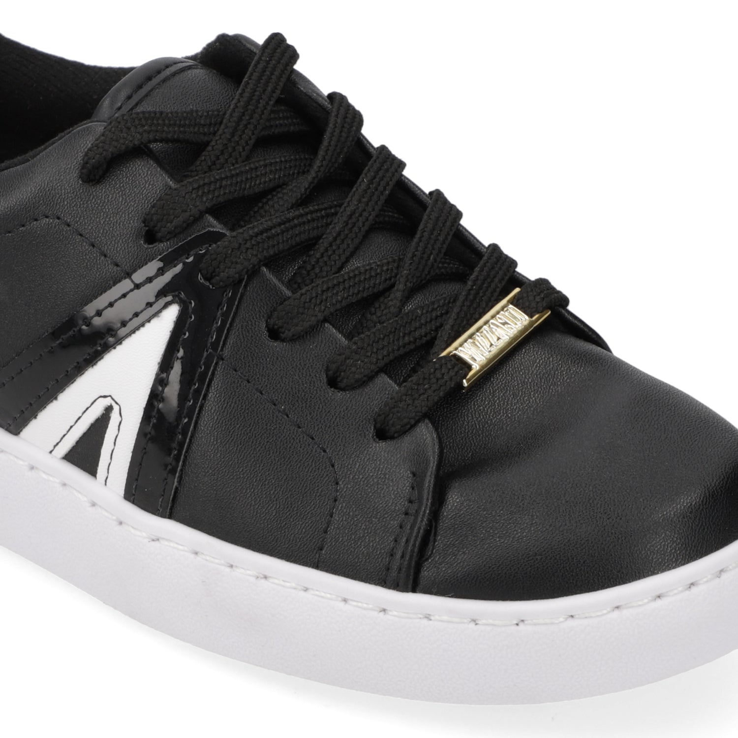 Zapatilla Casual Vizzano Negra