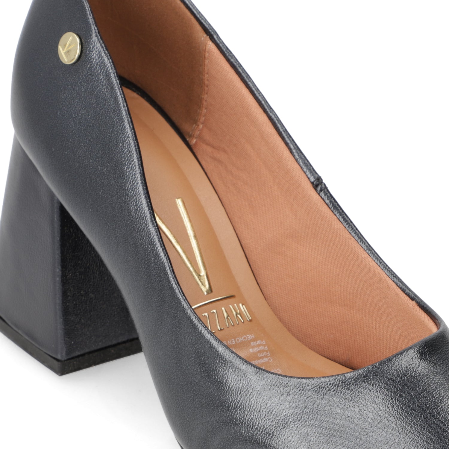 Zapato Taco Ancho Vizzano Metalizados Negro