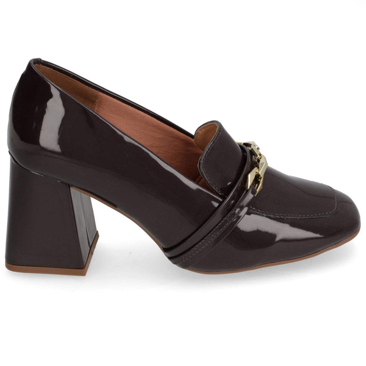Zapato Taco Ancho Vizzano Efecto Charol Cacao