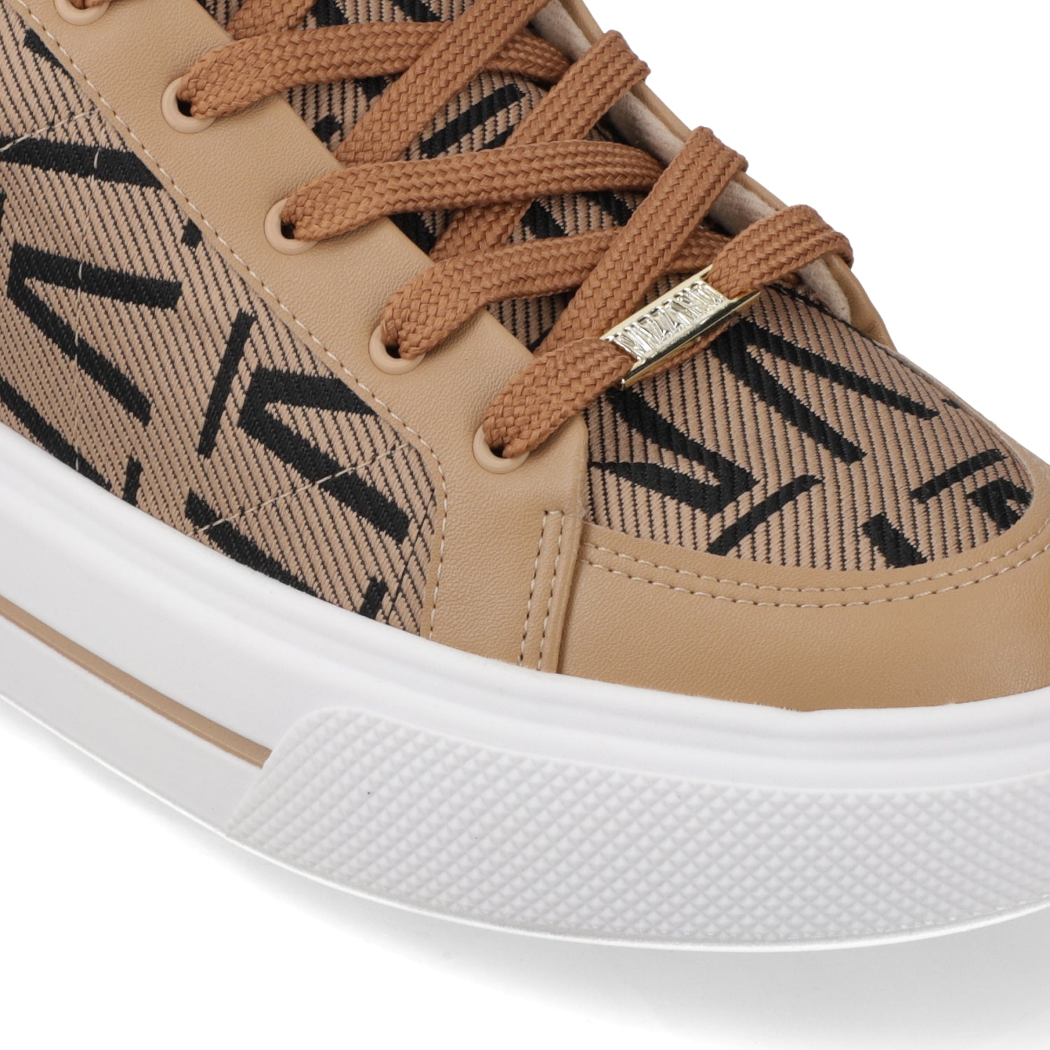 Zapatilla Casual Mujer Vizzano Beige