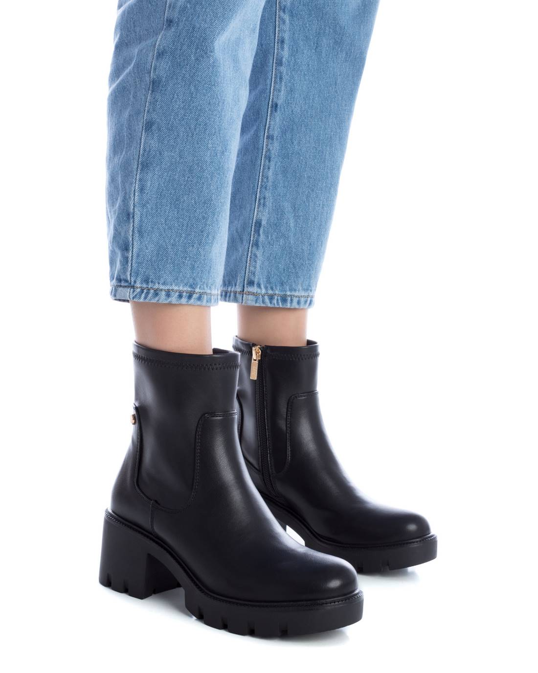 Botin Xti EcoCuero Negro 141839-NEGRO