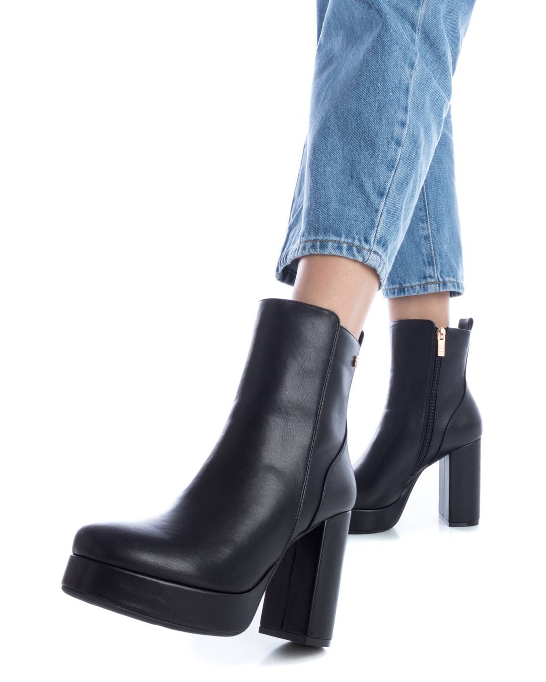 Botin Xti EcoCuero Negro 142178-NEGRO