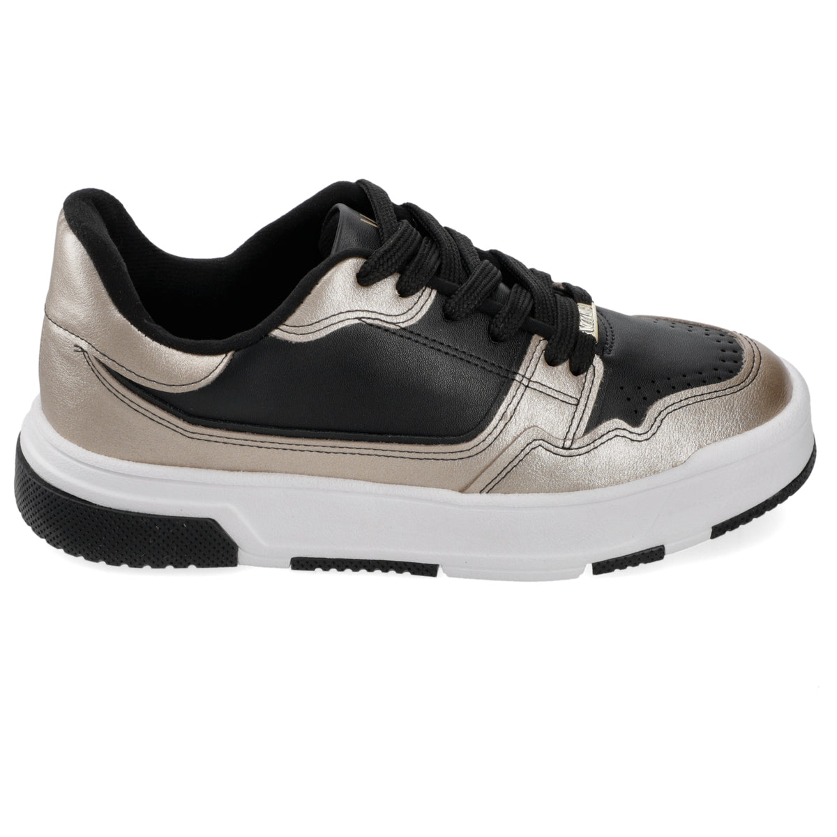 Zapatilla Casual Negro con detalles metalizado Vizzano