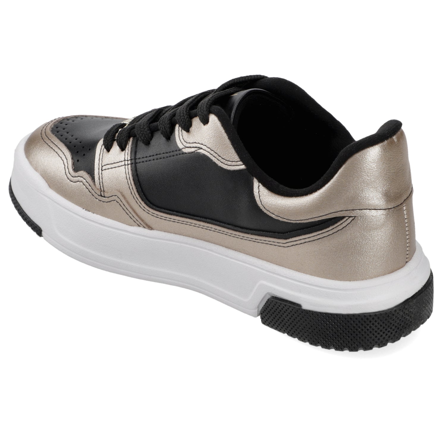 Zapatilla Casual Negro con detalles metalizado Vizzano