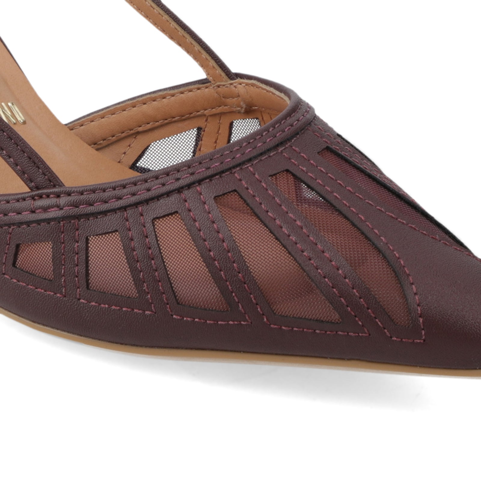 Zapato Mujer Destalonado Calado Burdeos 35 / Vino