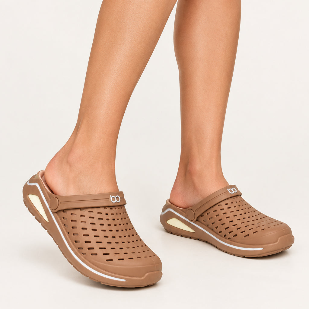 Zueco Clog Kin Café