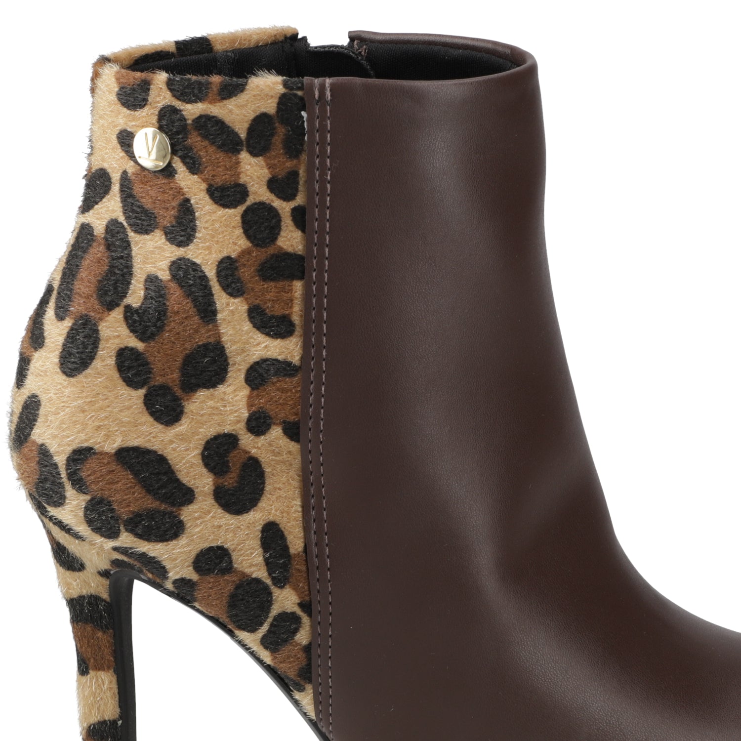 Botin Taco Aguja 7 cm Animal Print Vizzano 34 / Animal Print