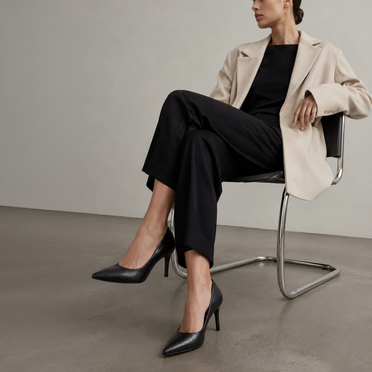 Stiletto Negro Beira Rio