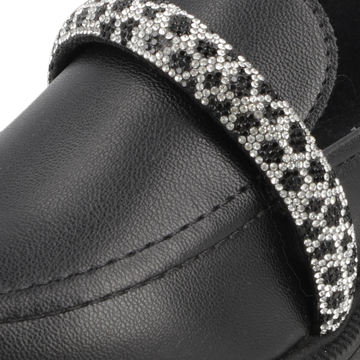 Mocasin Negro Beira Rio