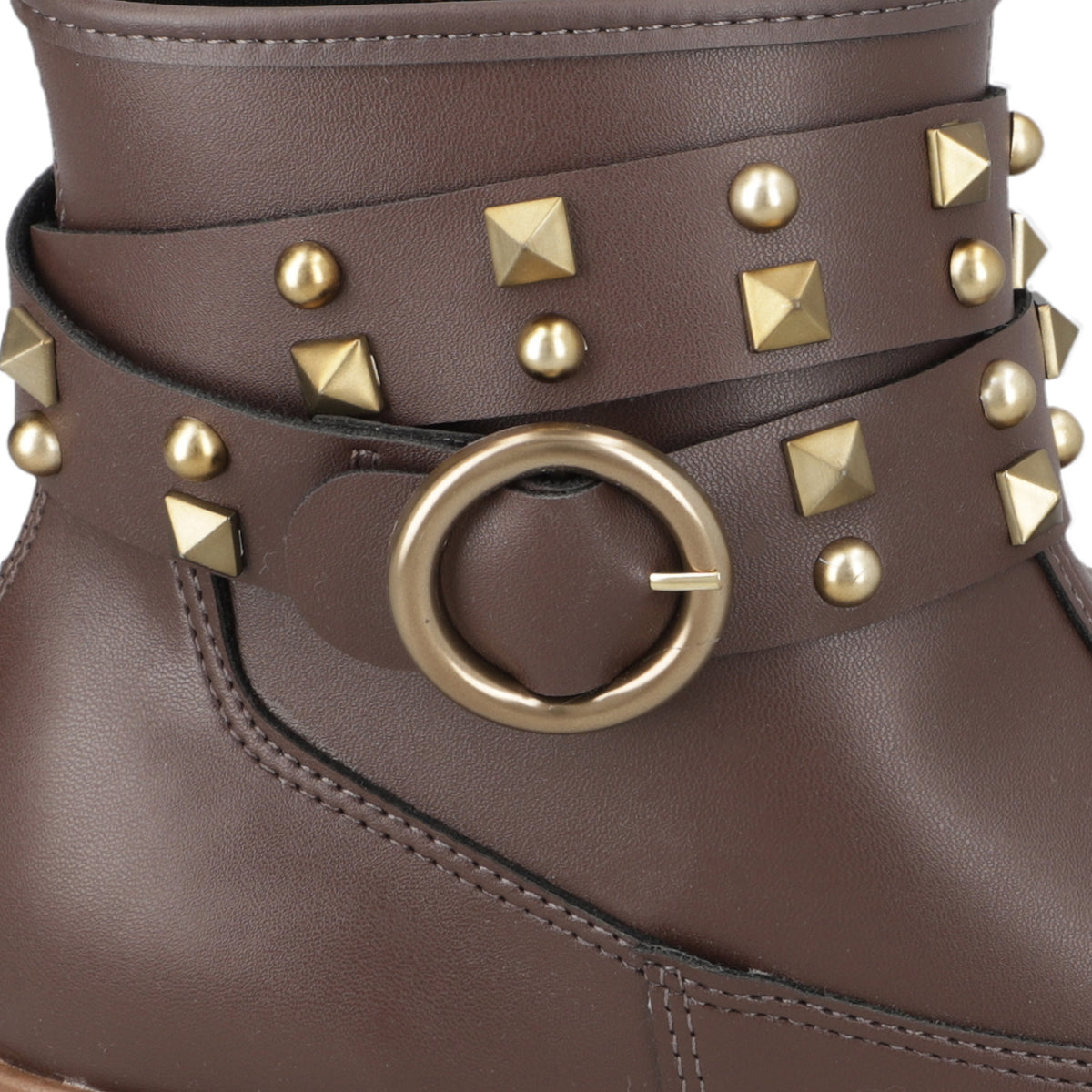 Botin Café Moleca 35 / Café