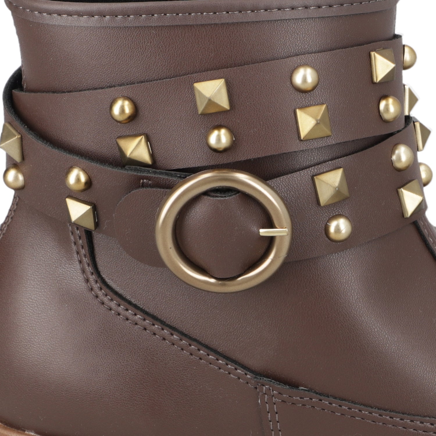 Botin Café Moleca 35 / Café
