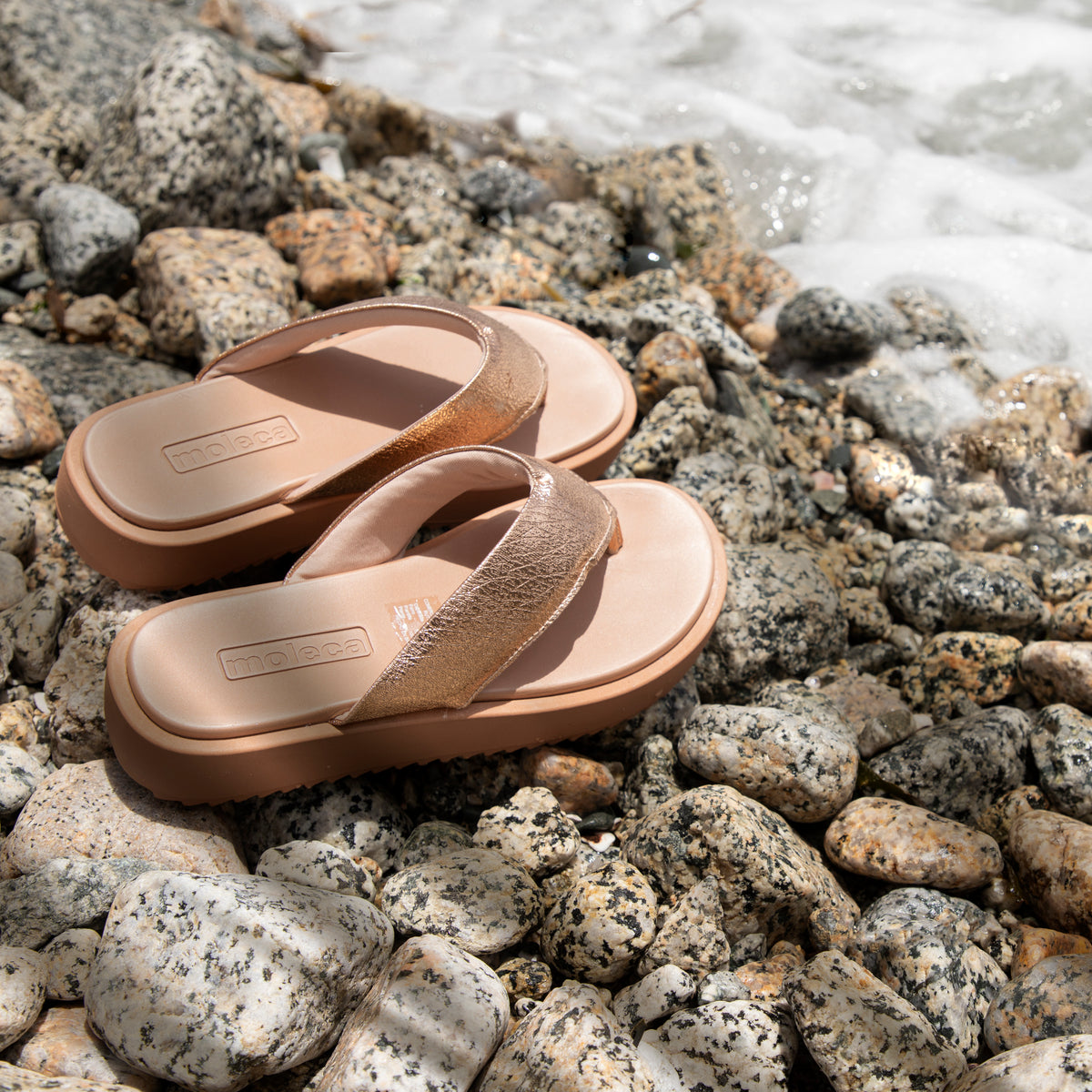 Sandalia Plana Metalizada 5489-100-27054-56251