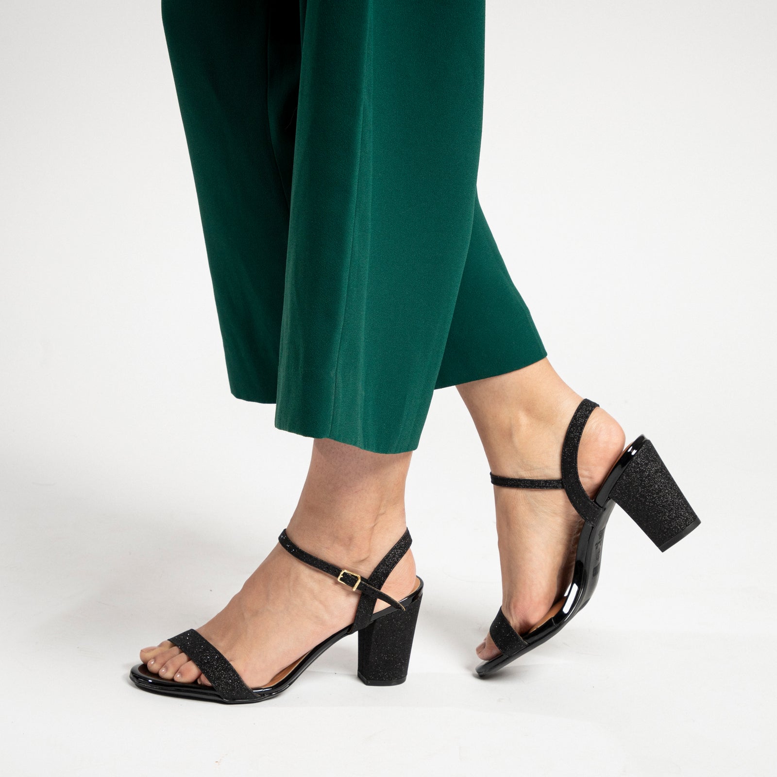 Sandalia Taco Cuadrado Textil Glitter Negro 6262-474-26721-15745