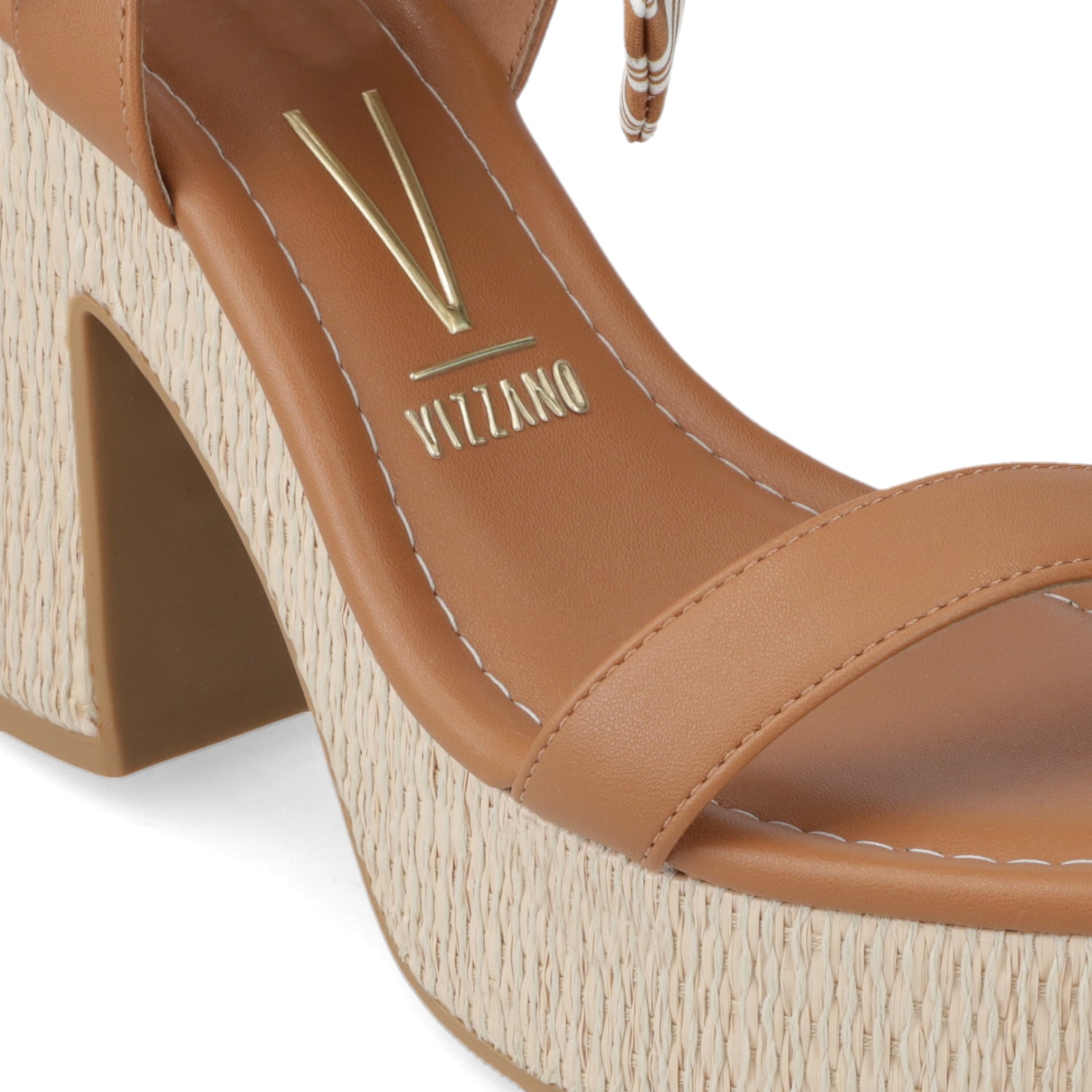 Sandalia Taco Ancho Alto Camel Vizzano