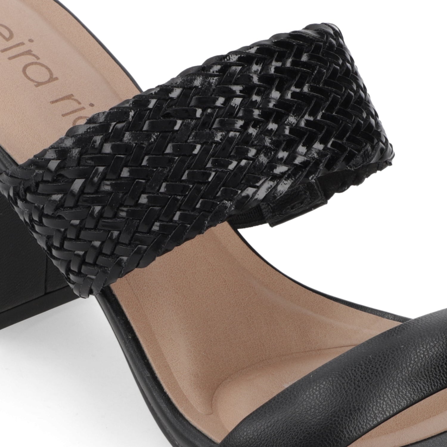 Sandalia Taco Ancho Medio Negro Beira Rio 34 / Negro