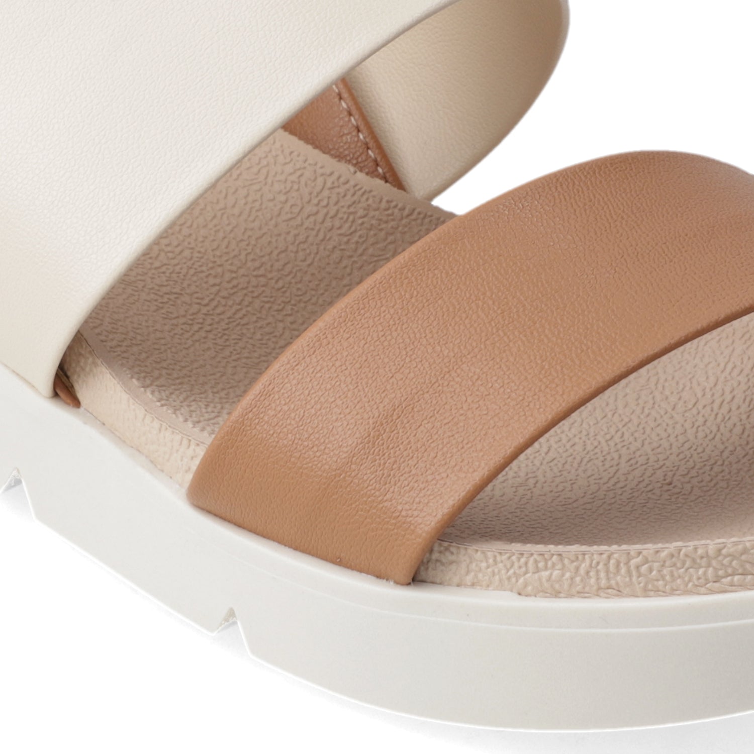 Sandalia Crema Beira Rio Ecocuero 35 / Crema