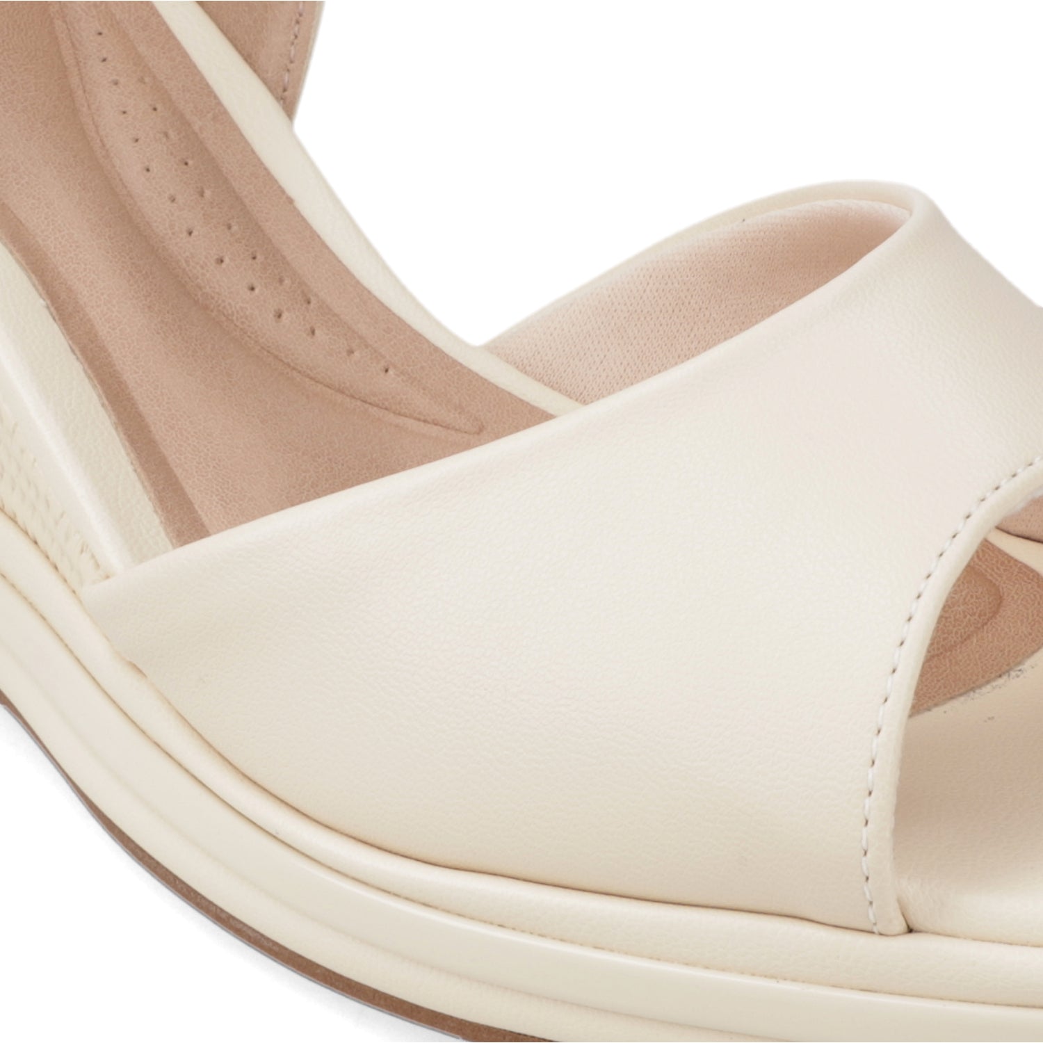 Sandalia Taco Cuña Medio Crema Beira Rio Ecocuero 35 / Crema