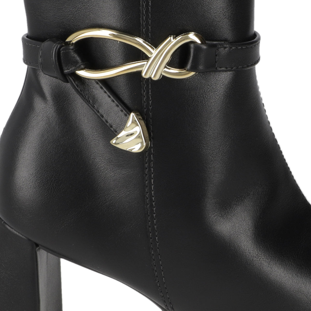 Botin Negro Beira Rio 34 / Negro