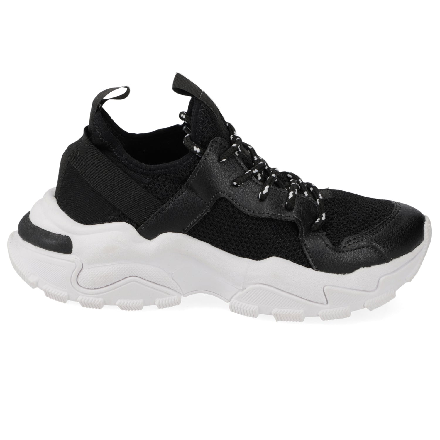 Zapatilla Negra BKR