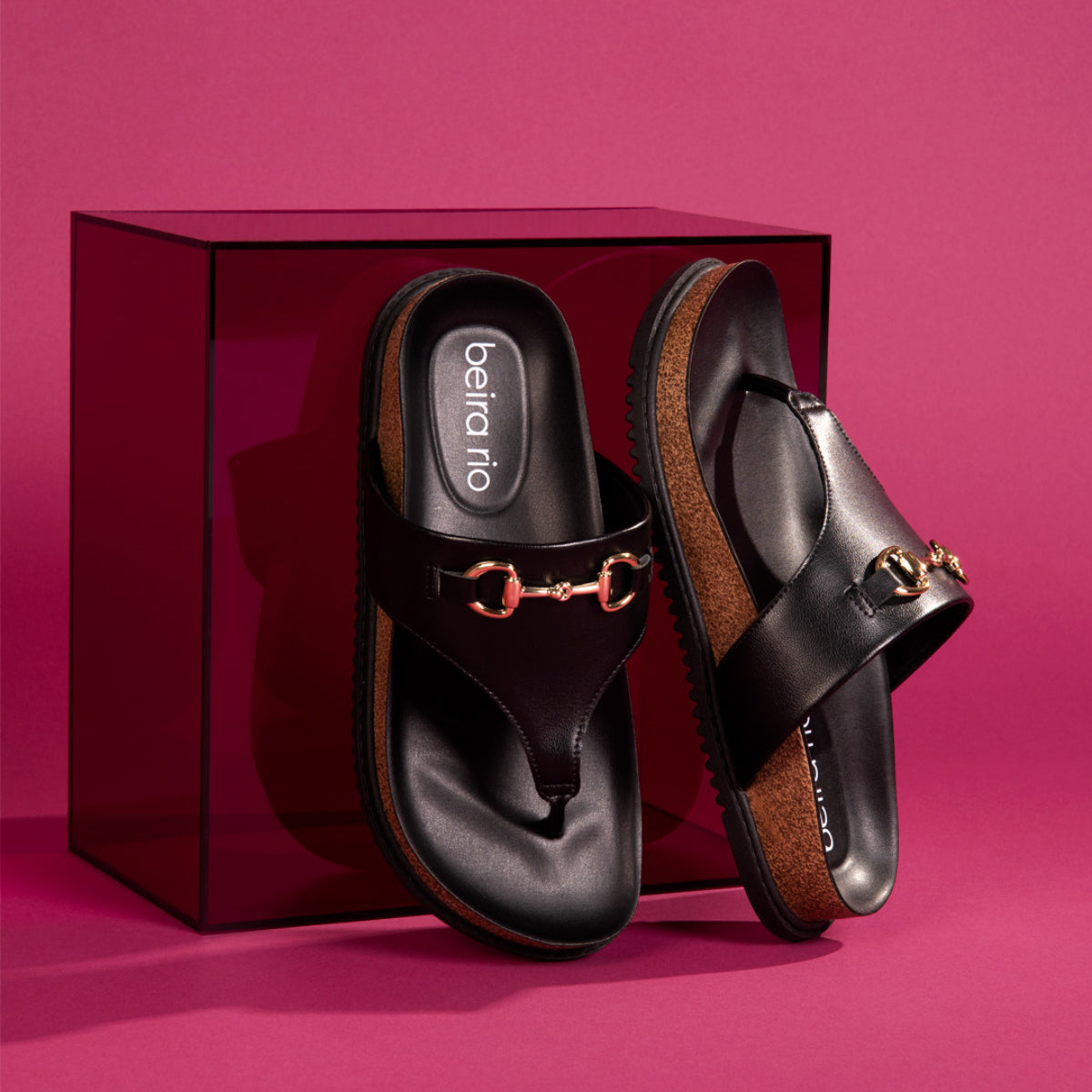 Sandalia Plana Negra Beira Rio