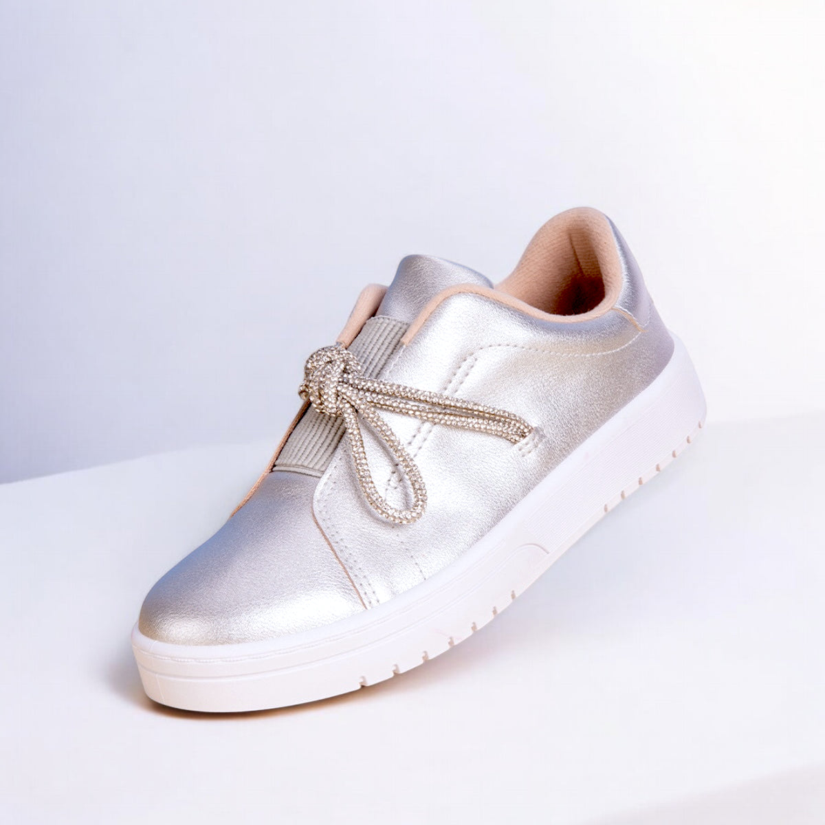 Zapatilla Casual Eco Cuero Metalizada Plateada 35 / Plateado