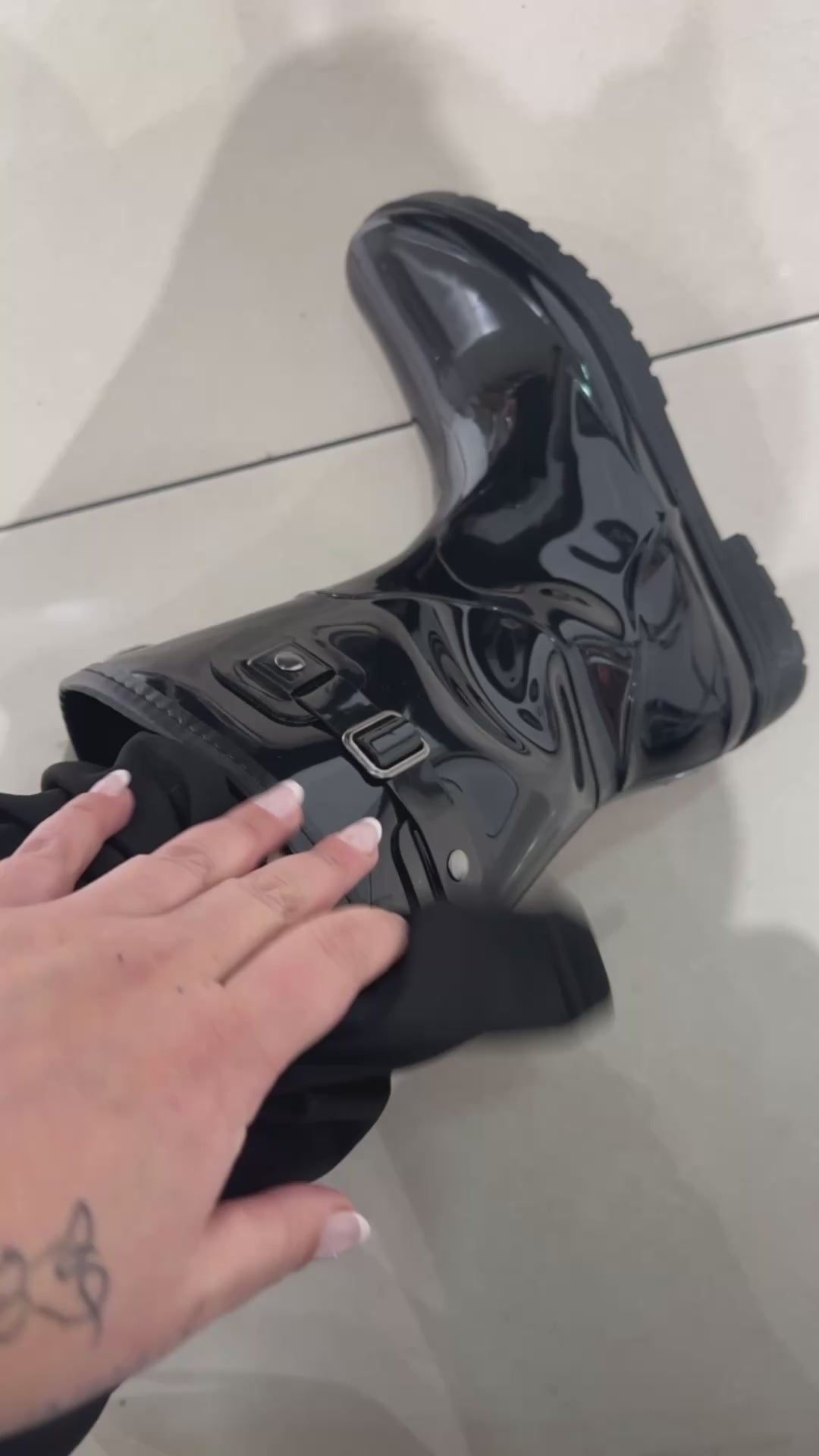 Bota de Agua Mujer Negra