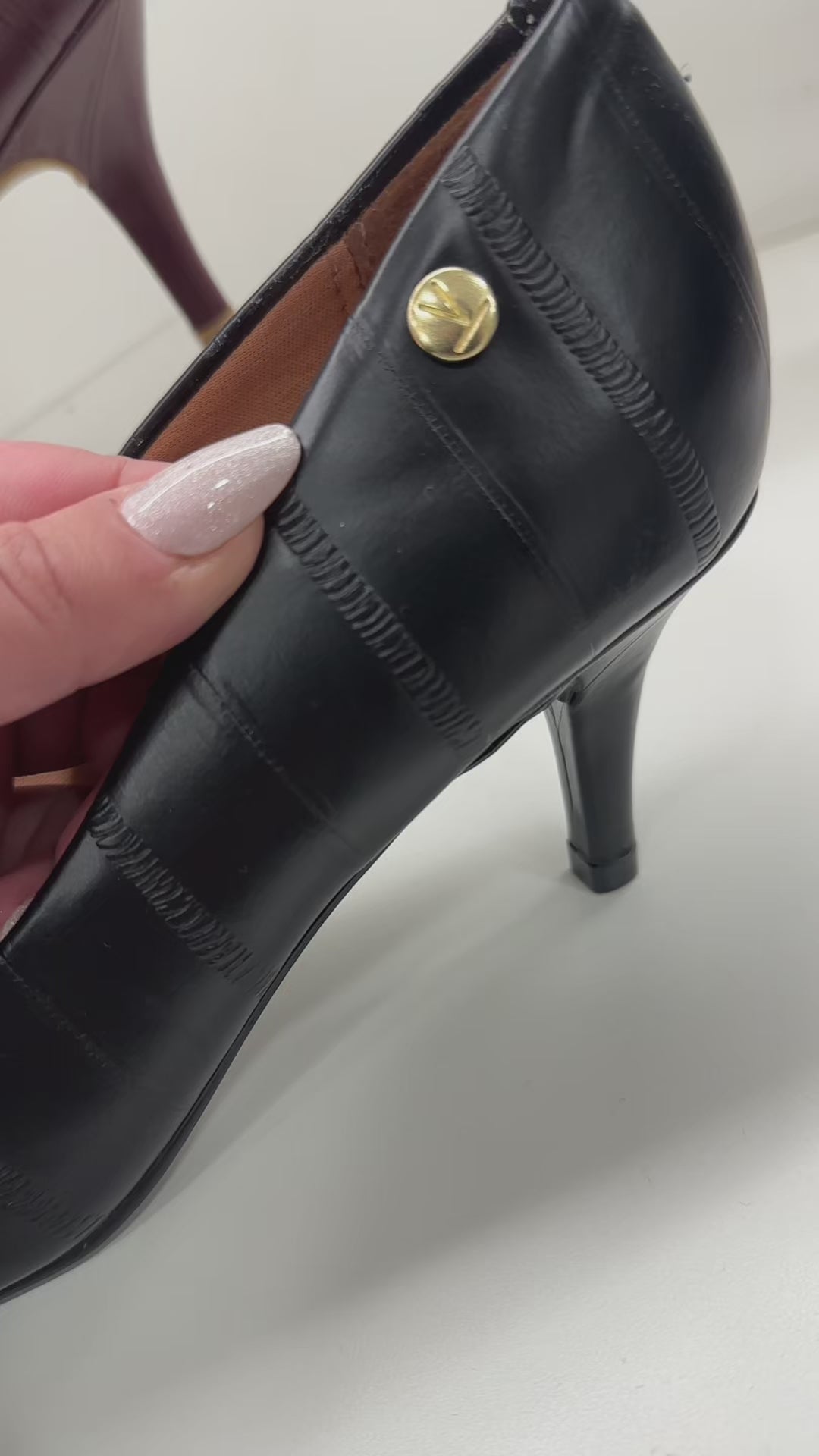Stiletto Negro Vizzano